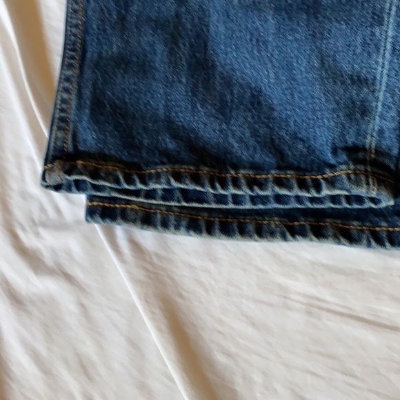 Levi’s 550 Relaxed Fit Jeans 42 x 32 Like New - Picture 4 of 5